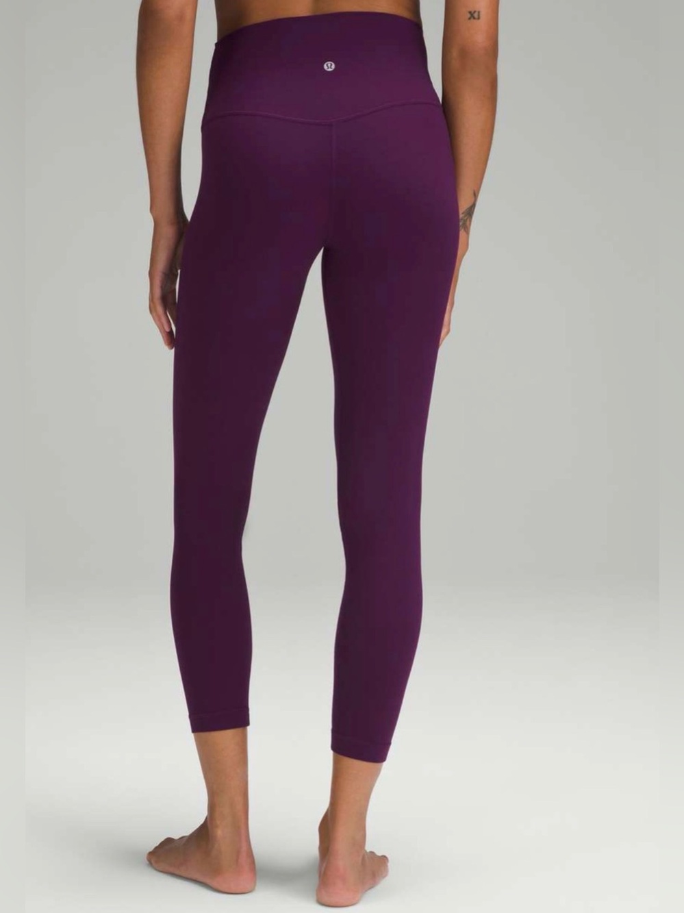 Lululemon Align High-Rise Pant 25"
Dramatic Magenta✨